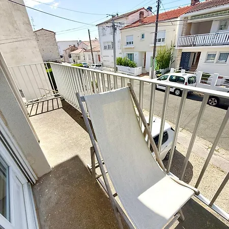 L'evasion, Proche Avec Wifi Et Place De Parking, Foncillon -