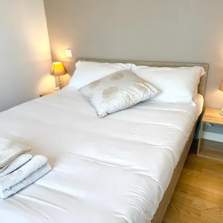 L'evasion, Proche Avec Wifi Et Place De Parking, Foncillon - Apartmán