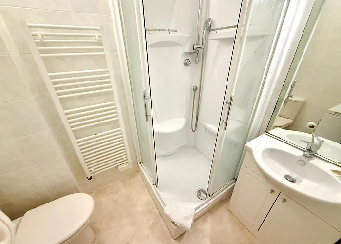 L'evasion, Proche Avec Wifi Et Place De Parking, Foncillon - *