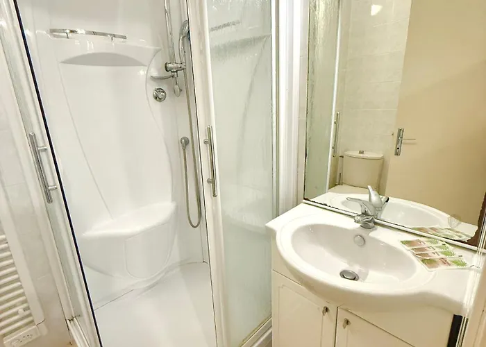 L'evasion, Proche Avec Wifi Et Place De Parking, Foncillon -